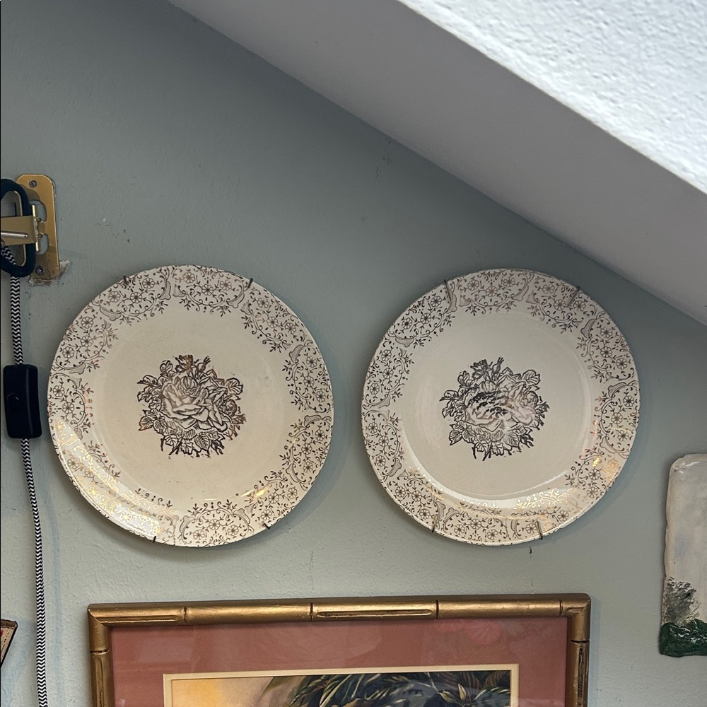 Set of 2 Vintage Gold Rose Decorative Plates
